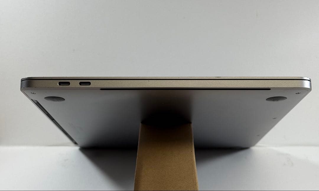 MacBook本体 Apple MacBook Pro 13 2018 i5/16GB/250GB