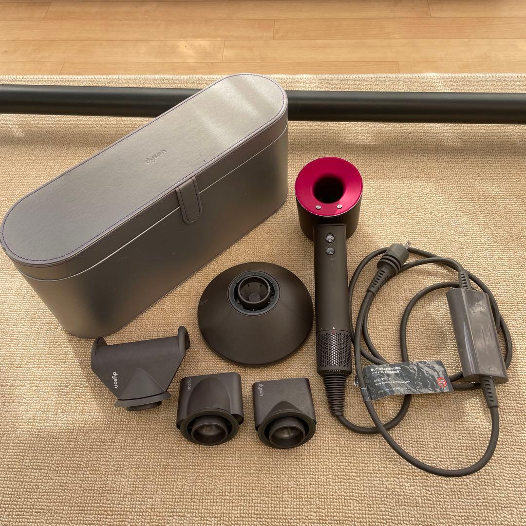 Dyson ダイソンHD8 ヘアドライヤー