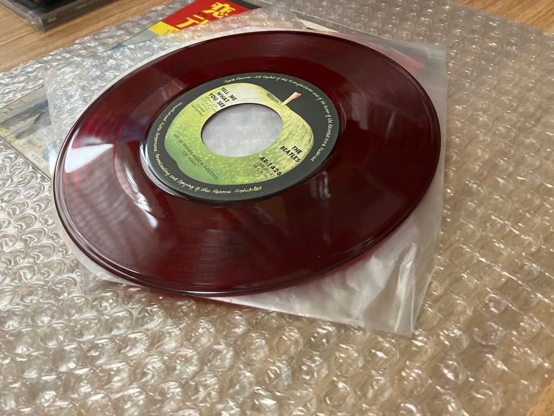 極上の赤盤　中期のレアアップル　ビートルズ