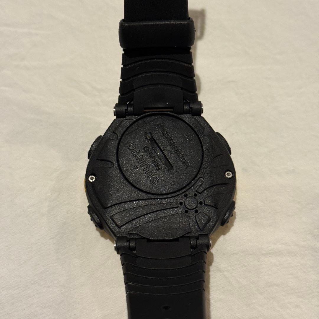 本日限りのお値下げ！スント(SUUNTO) VECTOR イエロー/ブラック