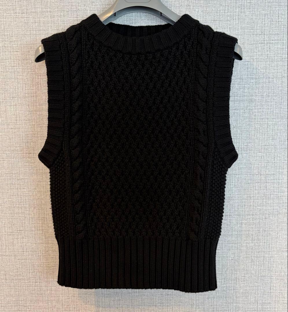美品BLAMINK ブラミンクノースリーブ カシミヤニットベスト 38