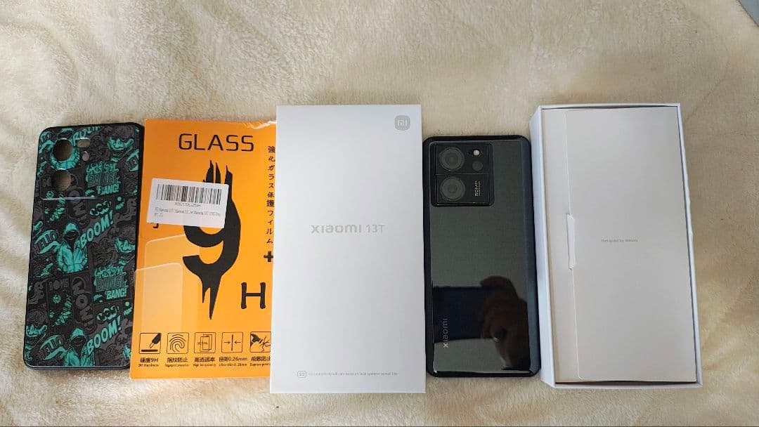 Xiaomi 13T黒 8GB RAM256GB ROM本体とカバー4点セット