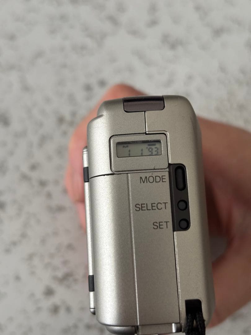 RICOH R1s シルバー