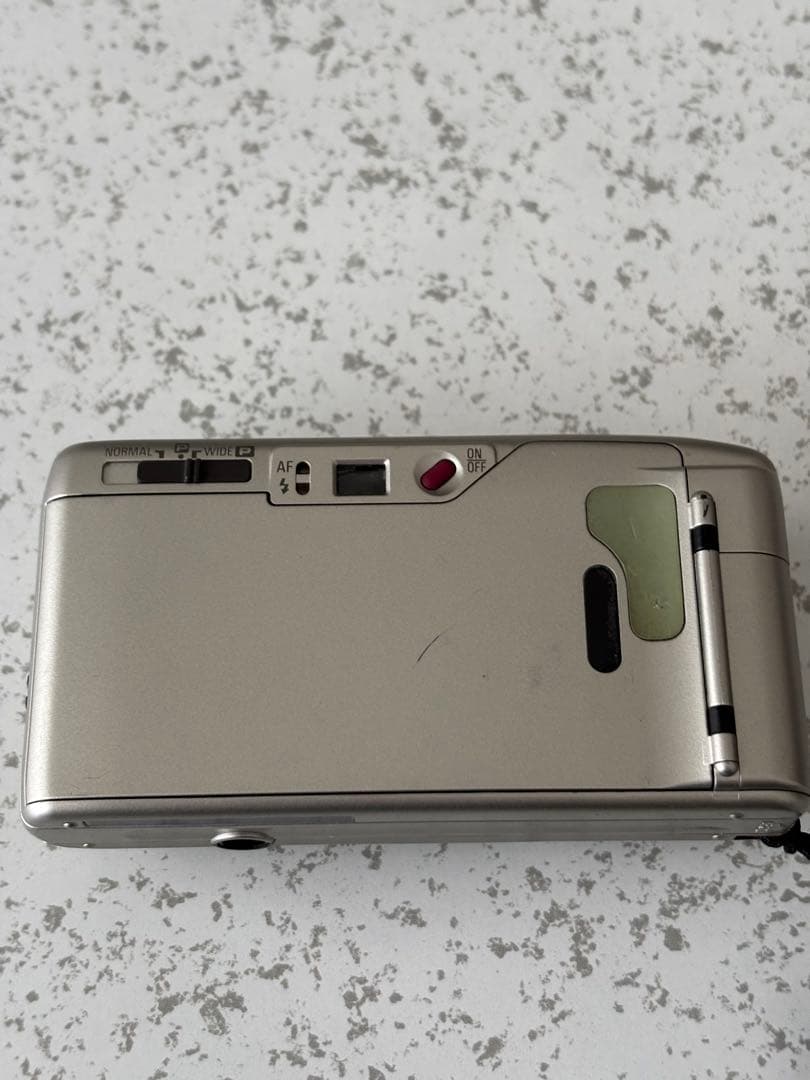 RICOH R1s シルバー