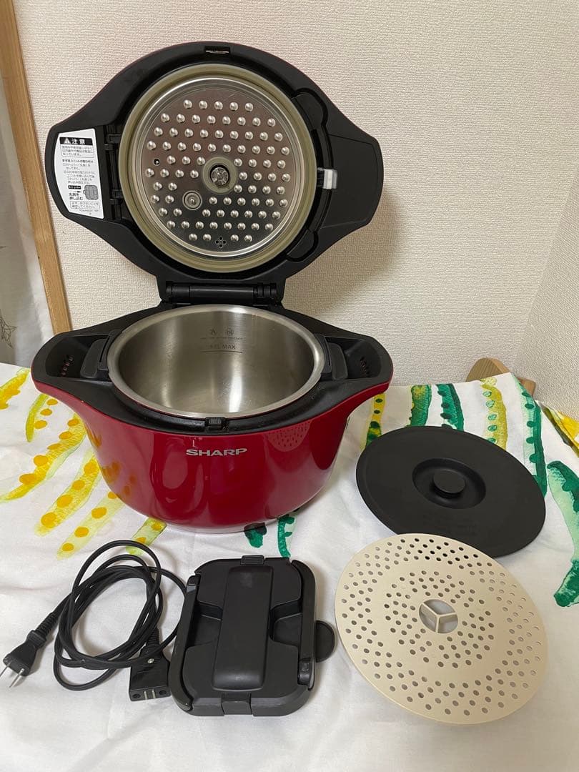 ホットクック　ヘルシオ　SHARP　KN-HW24C-R