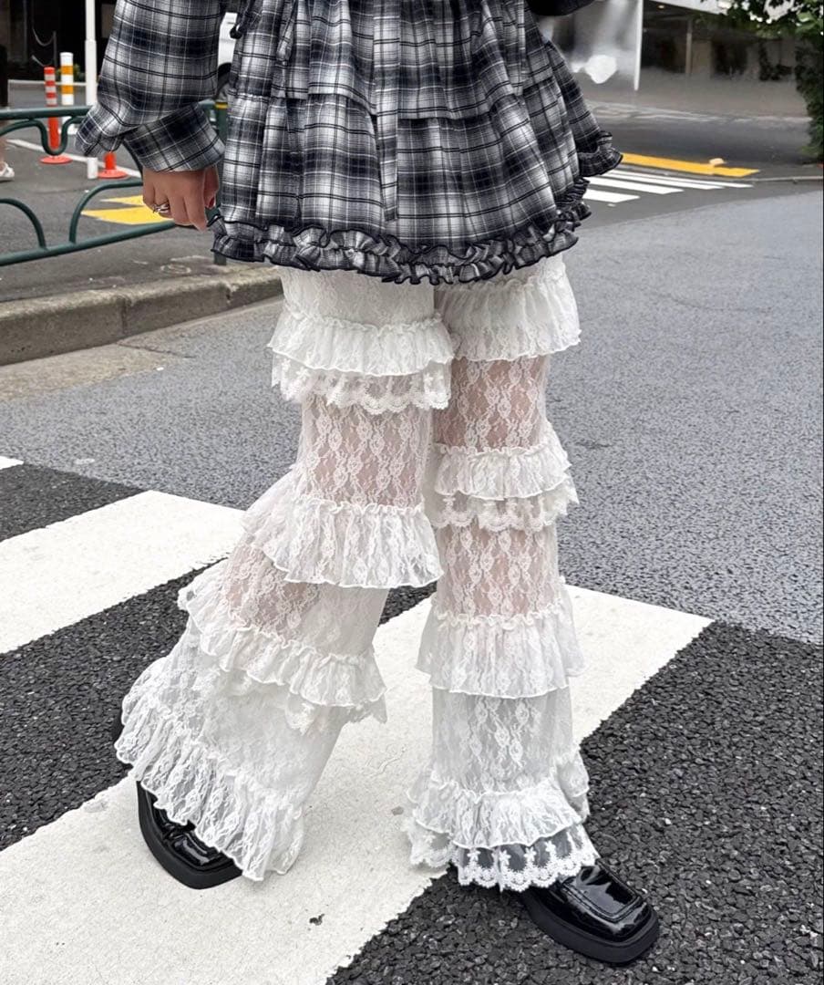 悠*里様 CIAOPANIC ティアードレースフレアレイヤードフリルパンツ