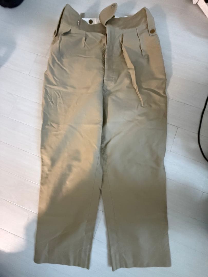 neat ギザモールスキン ベルトレスパンツ