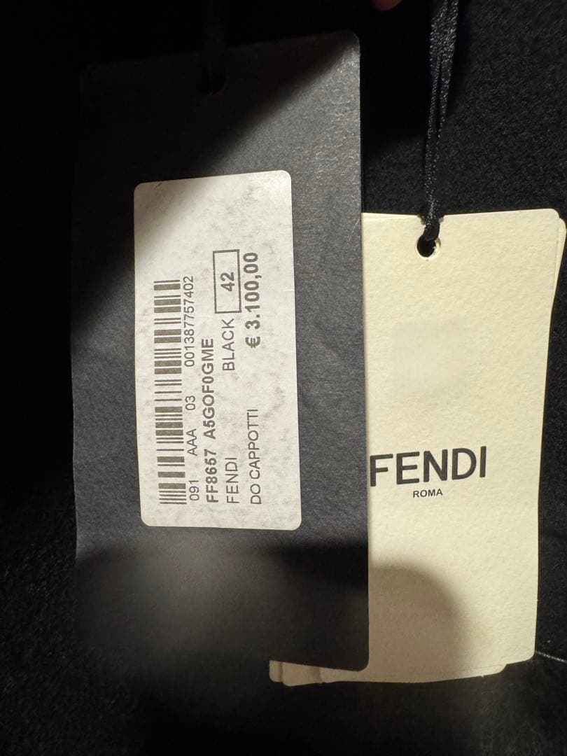 美品フェンディケープコートファーポケット42黒