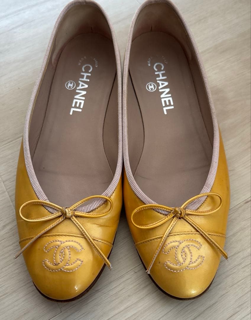 CHANEL シャネル　イエロー リボン付き フラットシューズ