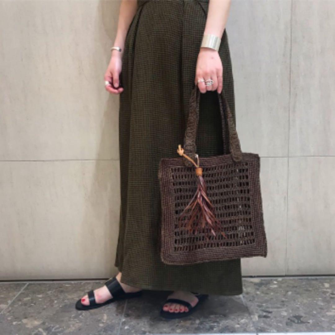 MAISON N.H PARIS【美品】ANNA タッセル付き ラフィアバッグ