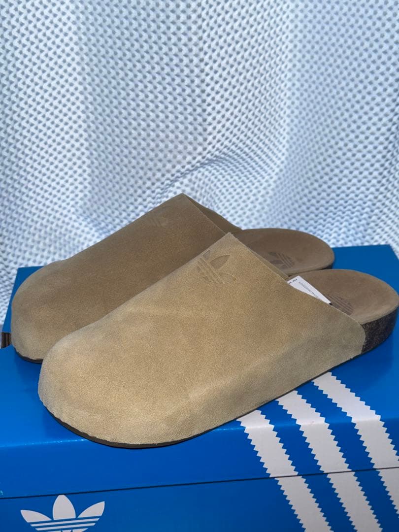 adidas レザーサンダル スエード調 グレージュ 26cm