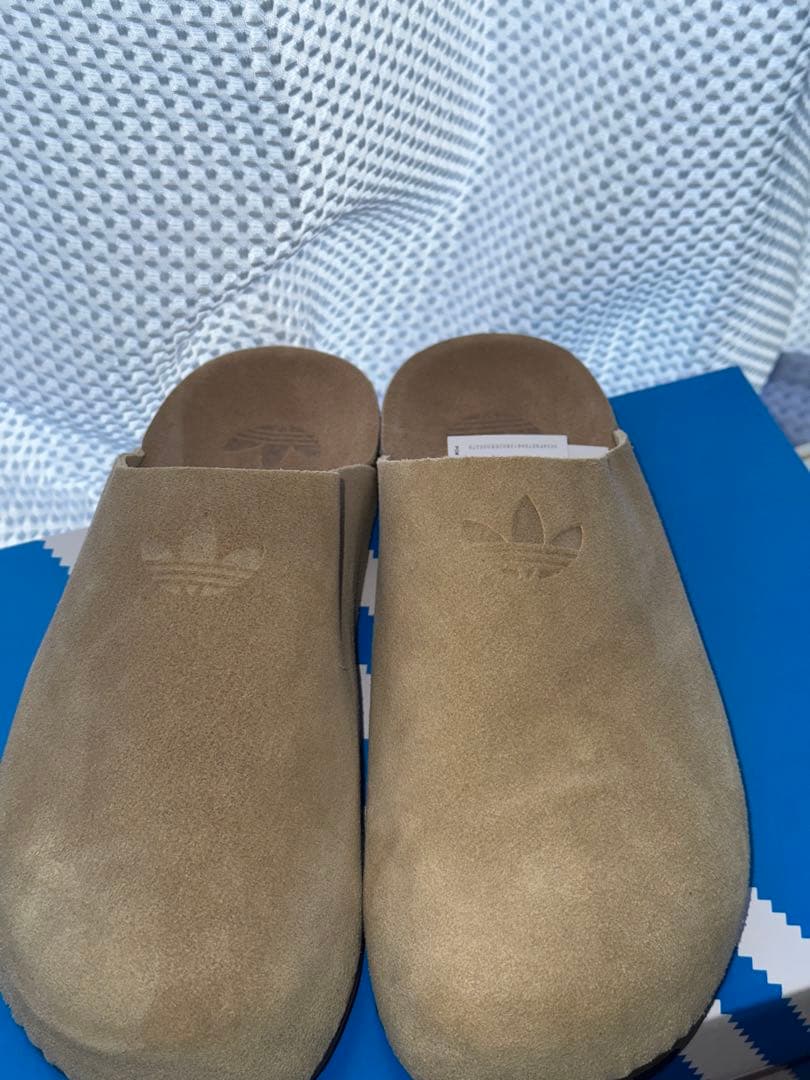 adidas レザーサンダル スエード調 グレージュ 26cm