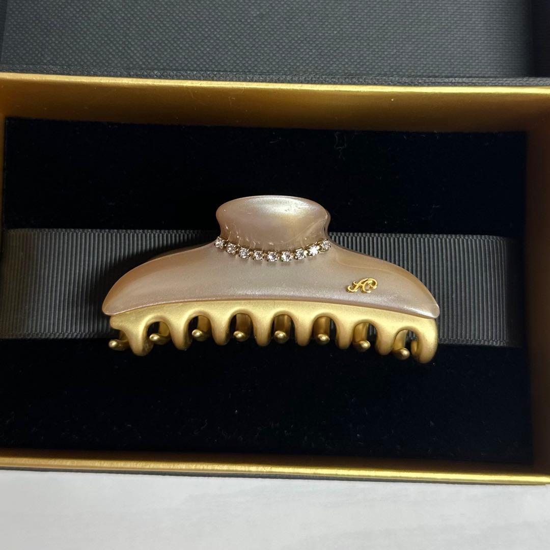 acca ニューコラーナ　M パールベージュ