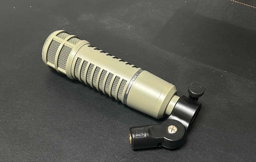 （ほぼ新品）Electro Voice RE20 グレー　ダイナミックマイク
