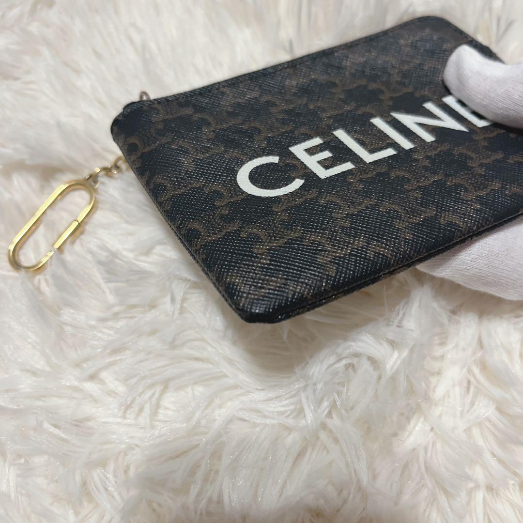 ルイ様 鑑定済・美品セリーヌ　トリオンフ　ロゴ　フック付き　ケース　PVC