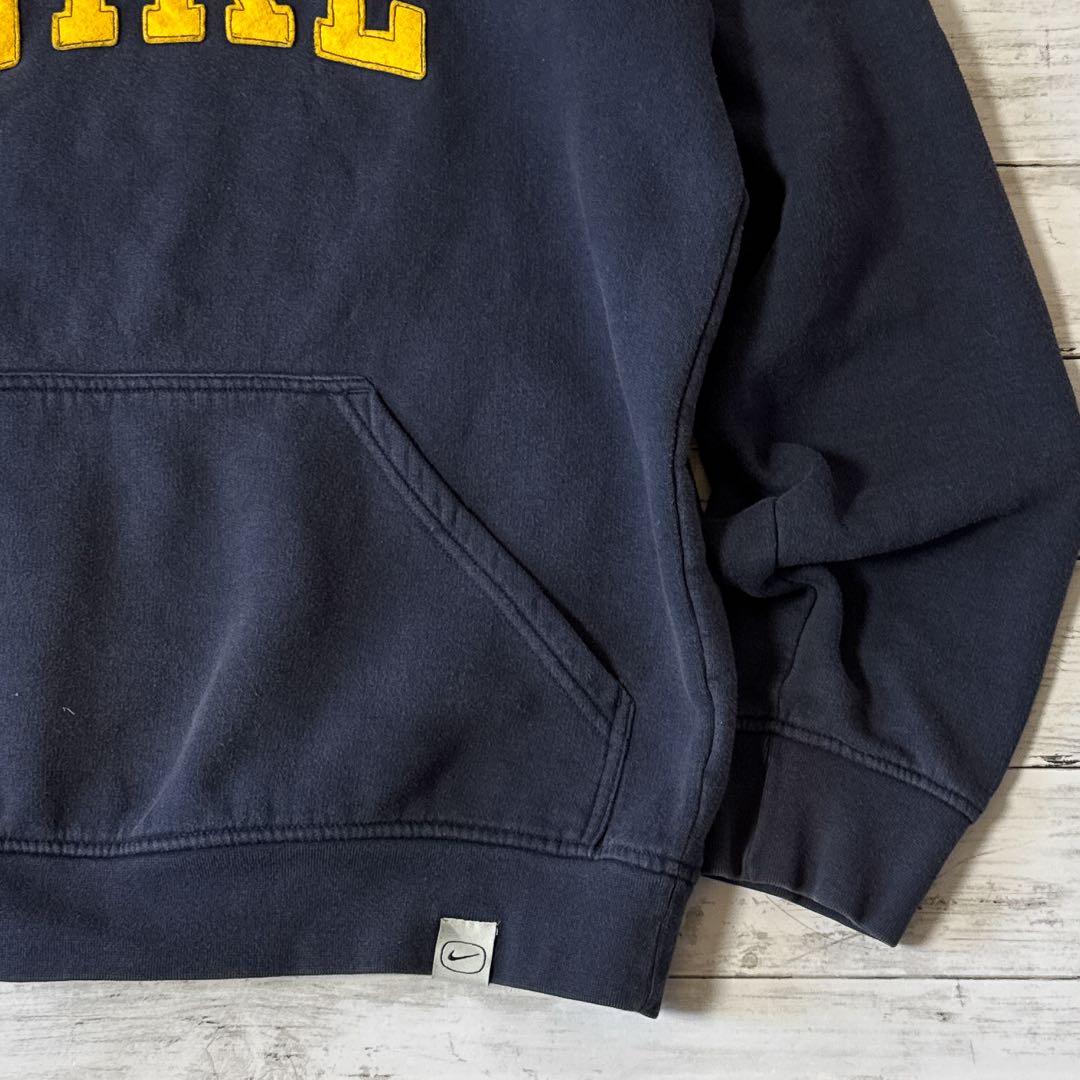 m*a様 00年代ヴィンテージ　NIKE ナイキ スウェットネイビー L カレッ