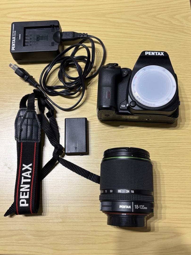 PENTAX K-s2 デジタル一眼レフカメラ 18-135mmレンズ