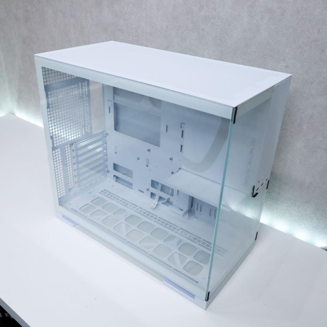 PCケース(自作PC用) Geometric Future Model 5 white