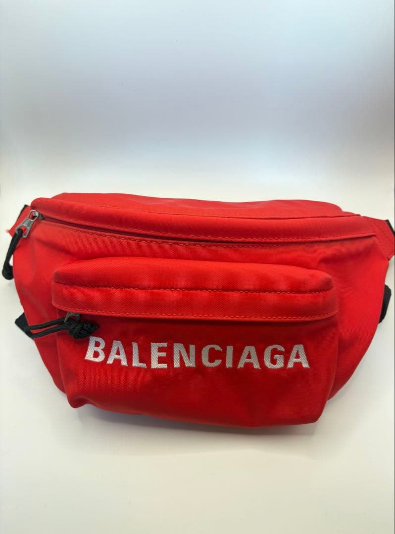 BALENCIAGA ボディバッグ レッド