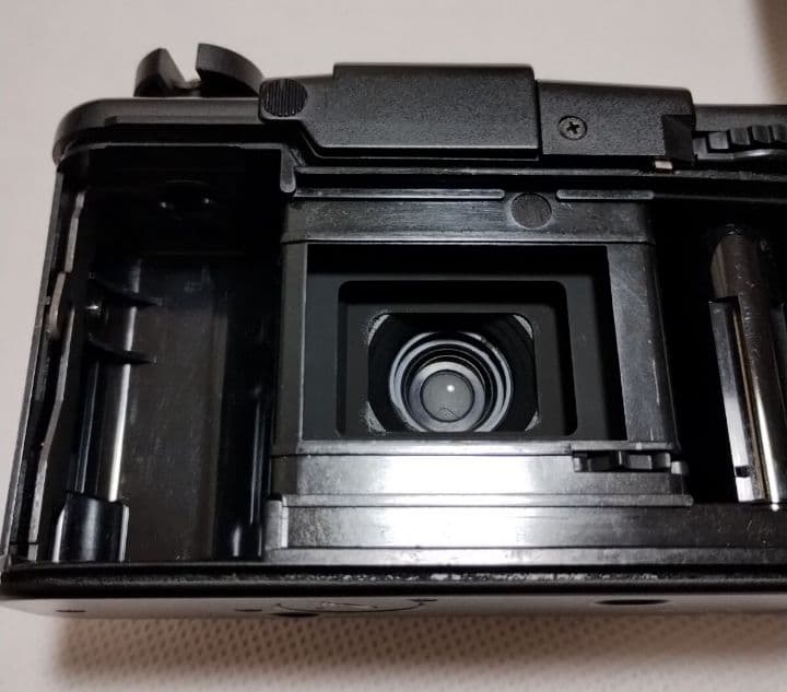 オリンパス Olympus XA2＋ A11 フラッシュ付 コンパクトカメラ