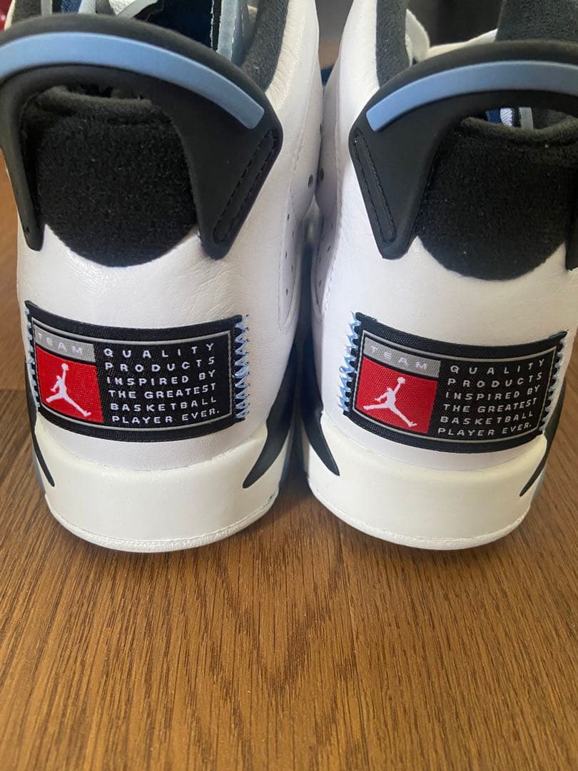 【新品】エア ジョーダン 6 ユニバーシティブルー　24cm