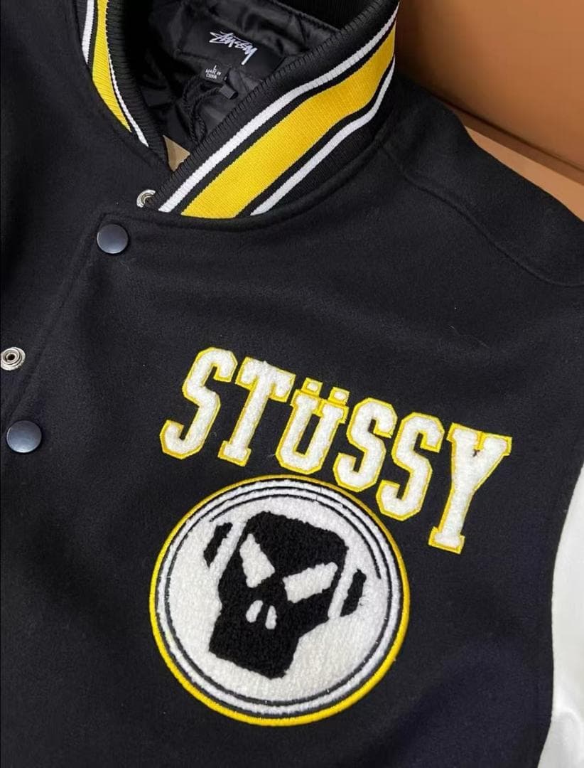 STÜSSY バイカラースタジャン