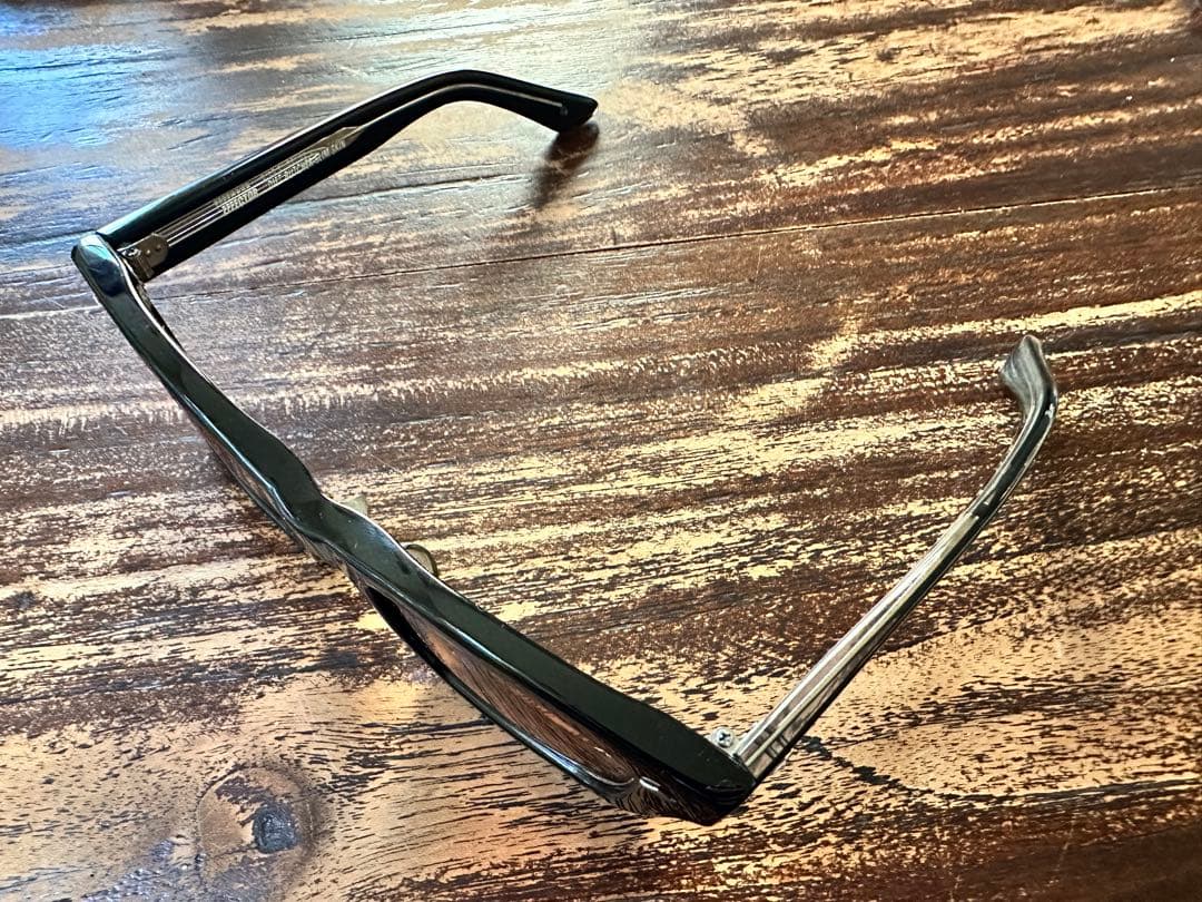 DIRT　DIET BUTCHER SLIM SKIN / EFFECTOR