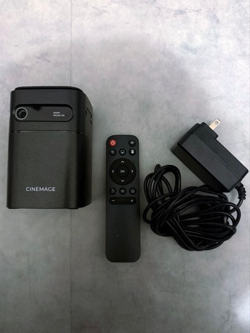 2025年購入　シネマージュミニ　プロジェクター