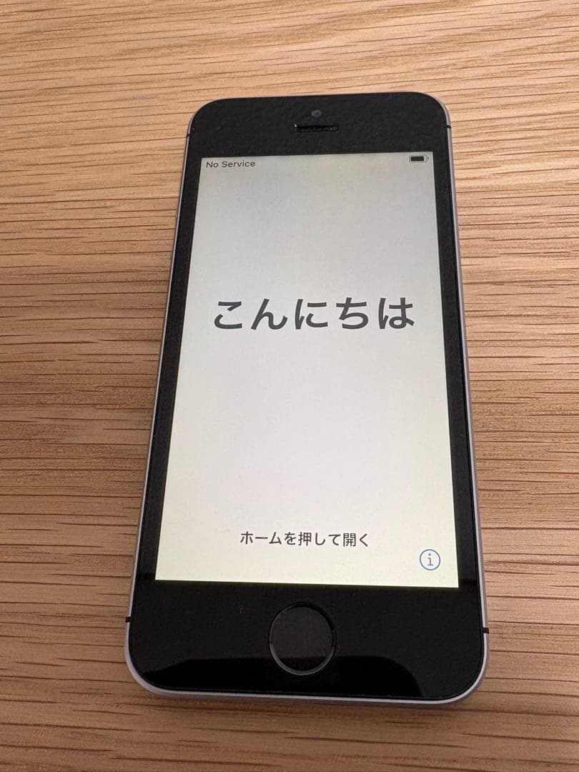 iPhone SE 第一世代