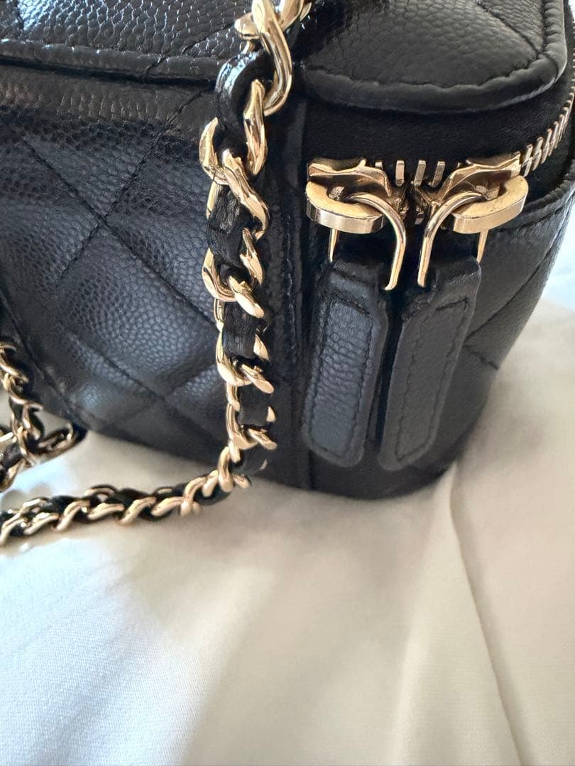 シャネル マトラッセ キャビアスキン チェーンショルダーバッグ バニティ