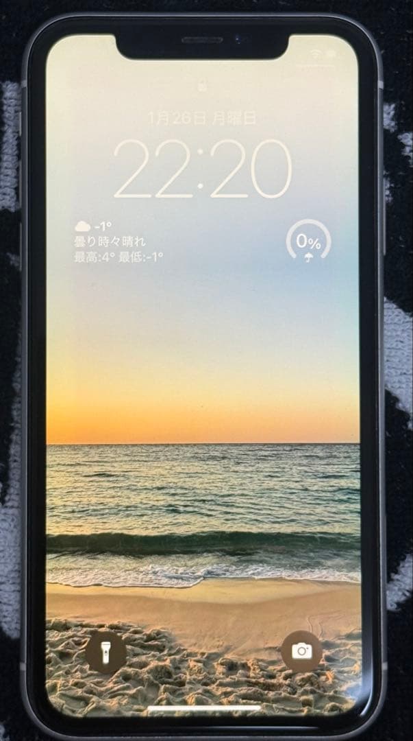 iPhone XR ホワイト 本体