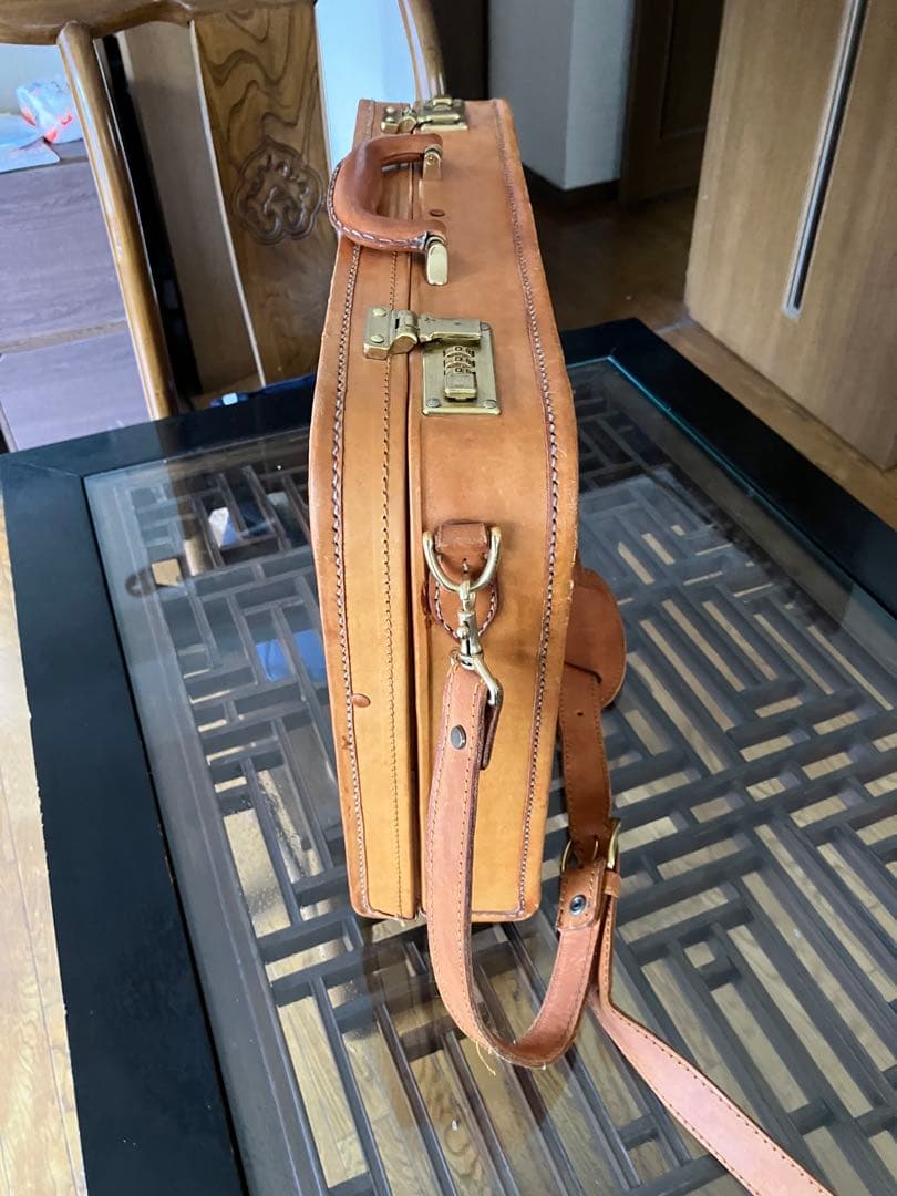 ナチュラルレザー ビジネスバッグ