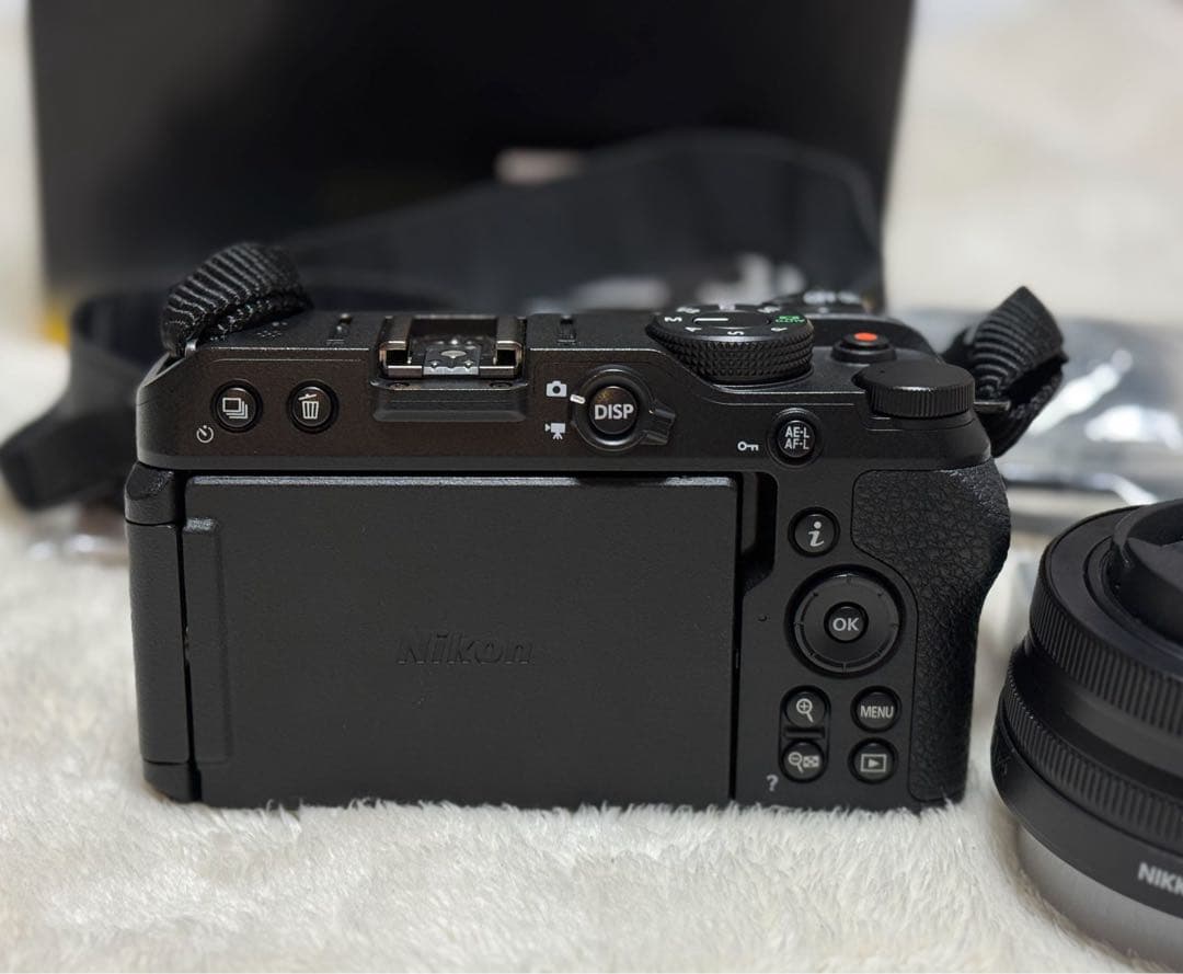 【10/12 7:00までの出品】NikonZ30◇レンズキット