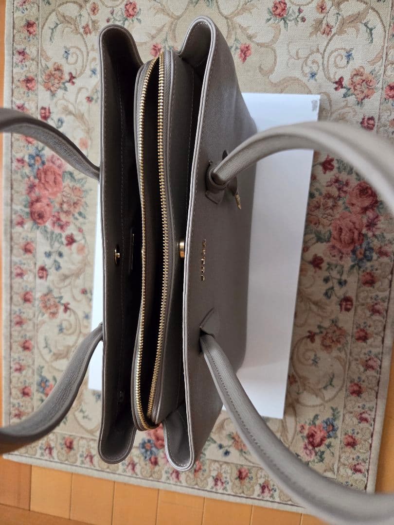 FURLA　フルラ　トートバッグ