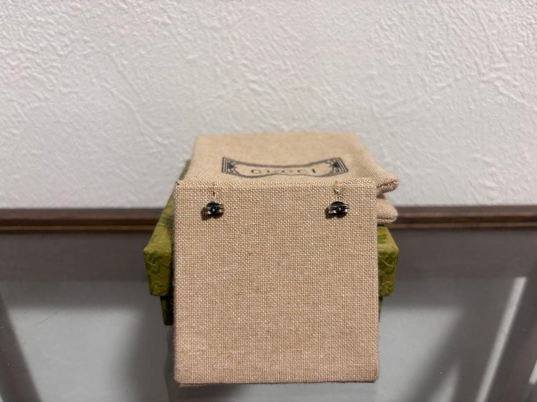 【値下げ可能！！】GUCCI グッチ インターロッキングスタッズピアス