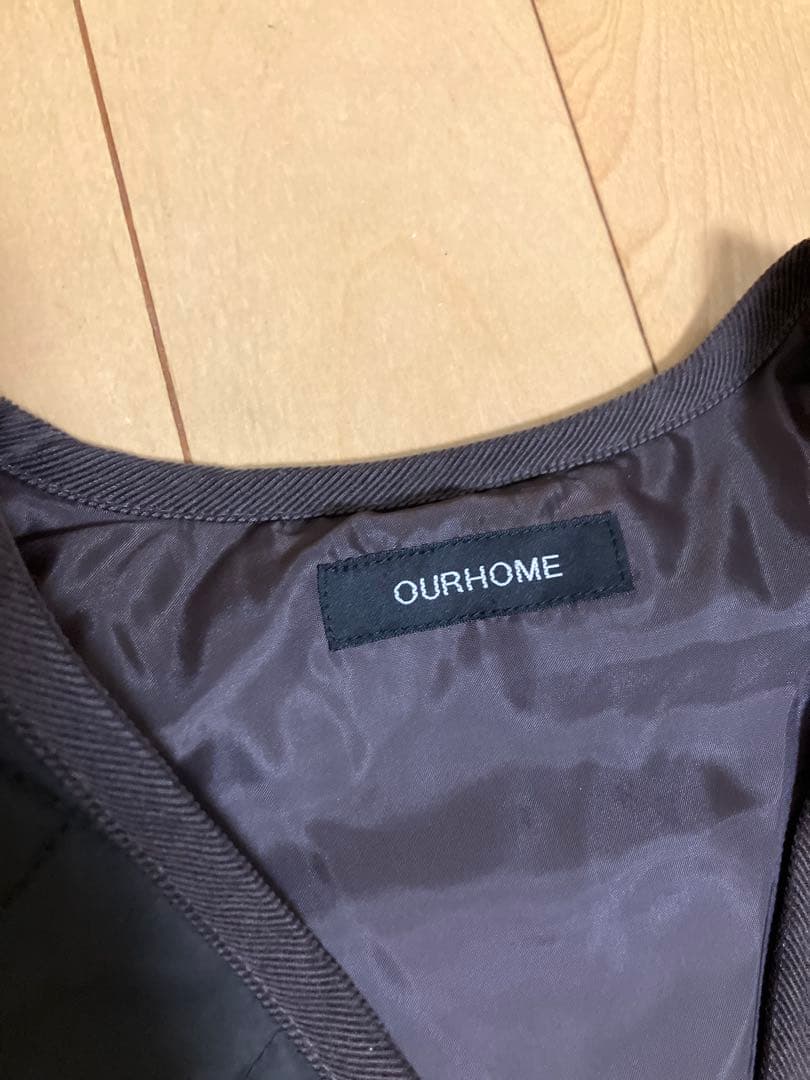 【新品未使用】our アワホーム／ロング丈のキルティングベスト