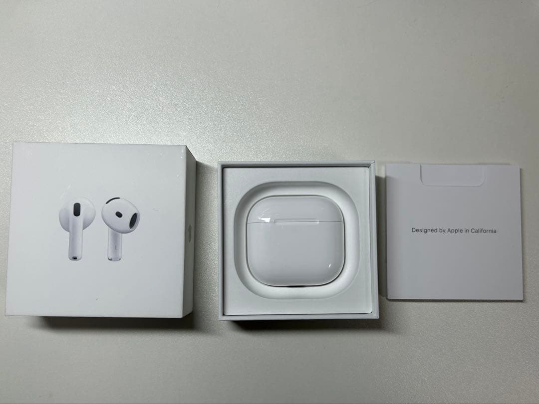 イヤホン Apple AirPods 4