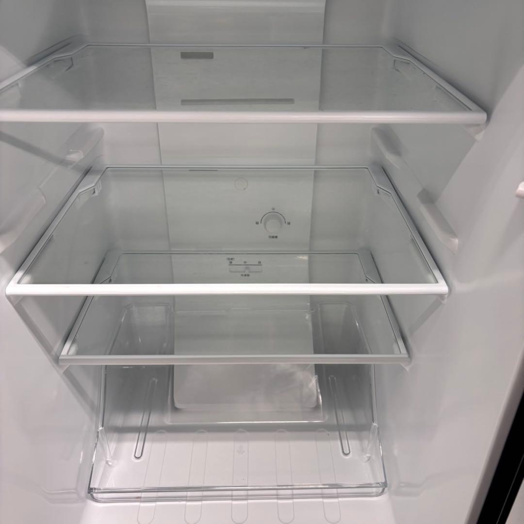 662 ヤマダセレクト　冷蔵庫　大きめサイズ　156L 100L強　小型　格安