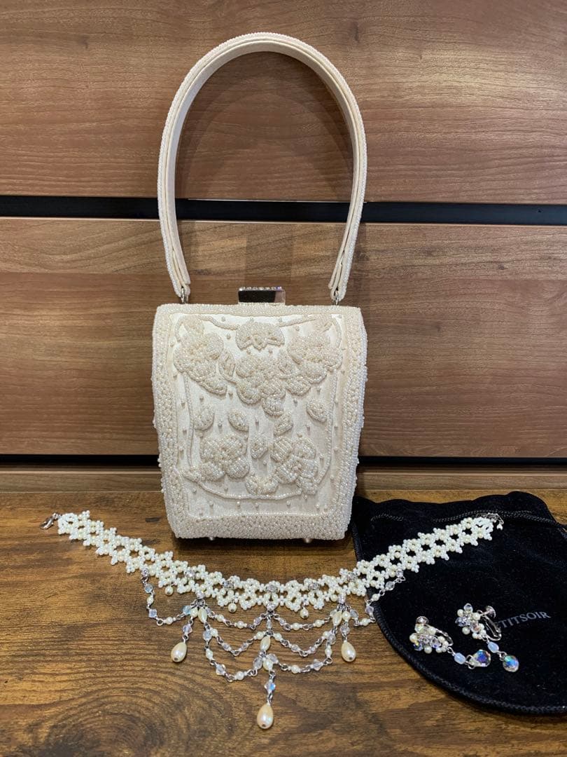 東京ソワール　フォーマルバッグ、アクセサリーセット　おまけの手提げバッグ付き