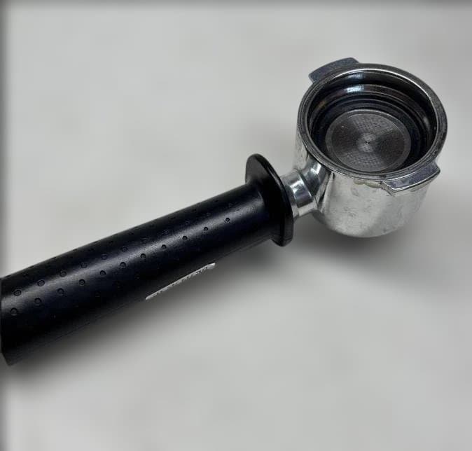 デロンギ　スティローザ　エスプレッソ・カプチーノ ＆ ミルとエスプレッソカップ2