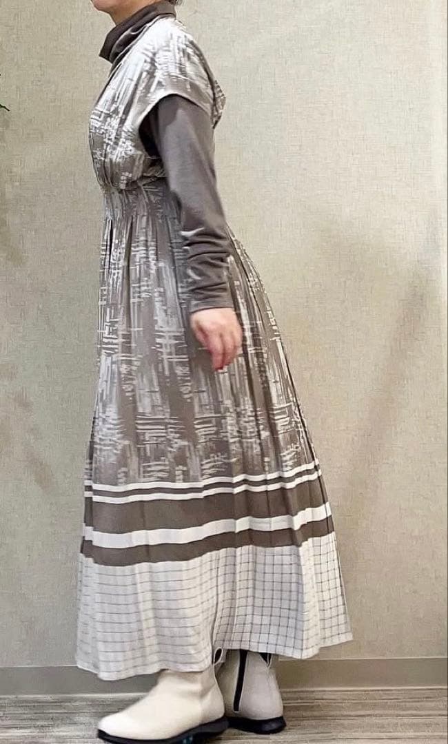 定価10万超えMORABITO ロングワンピース ブラック&グレー系