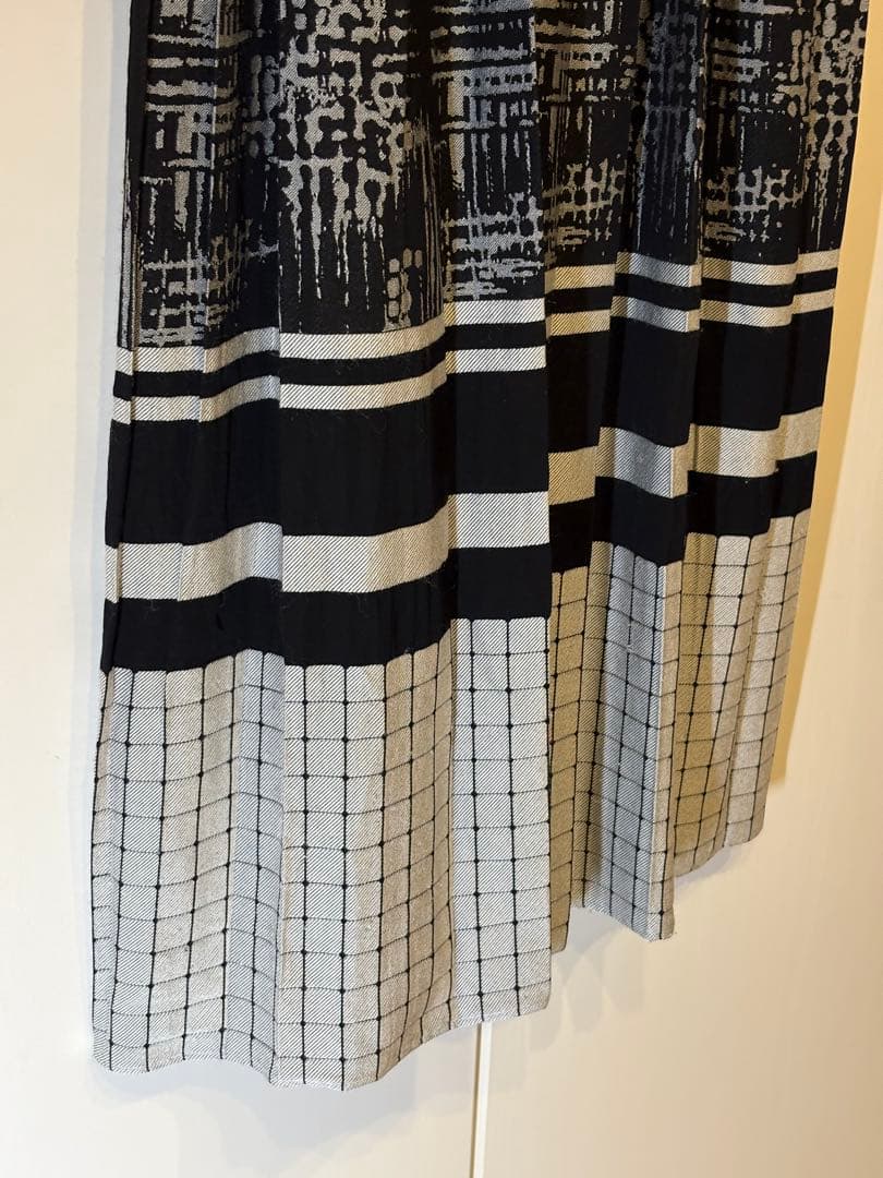 定価10万超えMORABITO ロングワンピース ブラック&グレー系