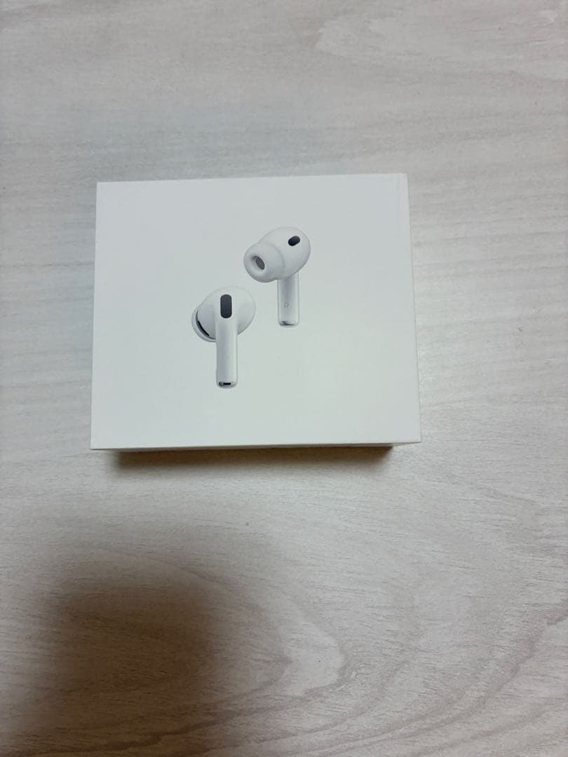 ま*お様 AirPods Pro 3 本体