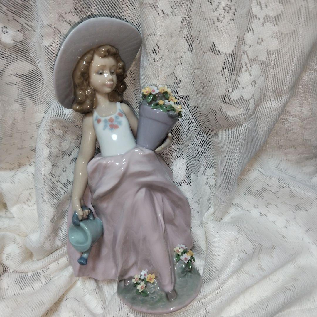 リヤドロ7676　夢がかなって