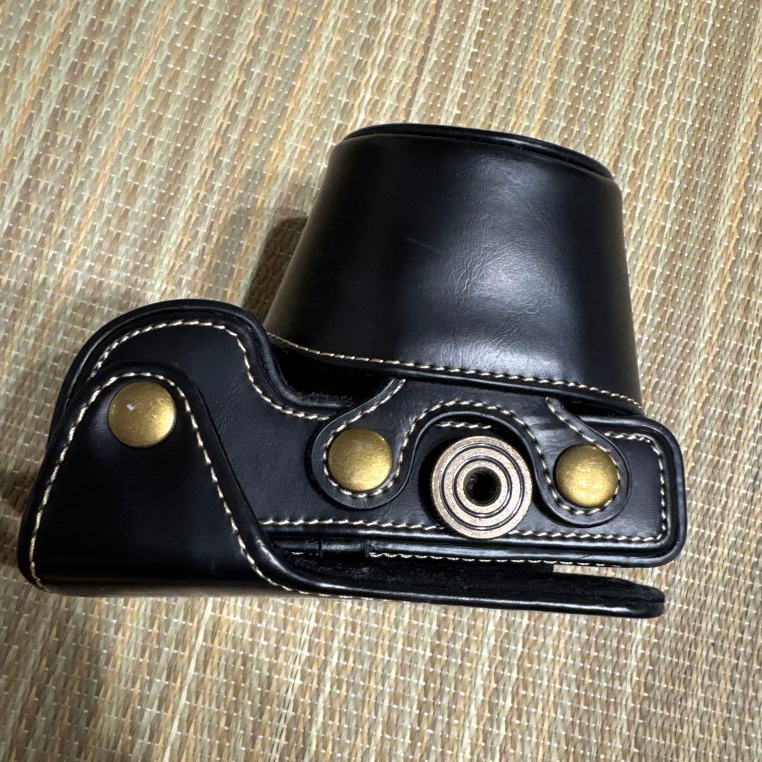 SONY α6400 デジタル一眼レフ ダブルズームレンズキット　純正ケース付