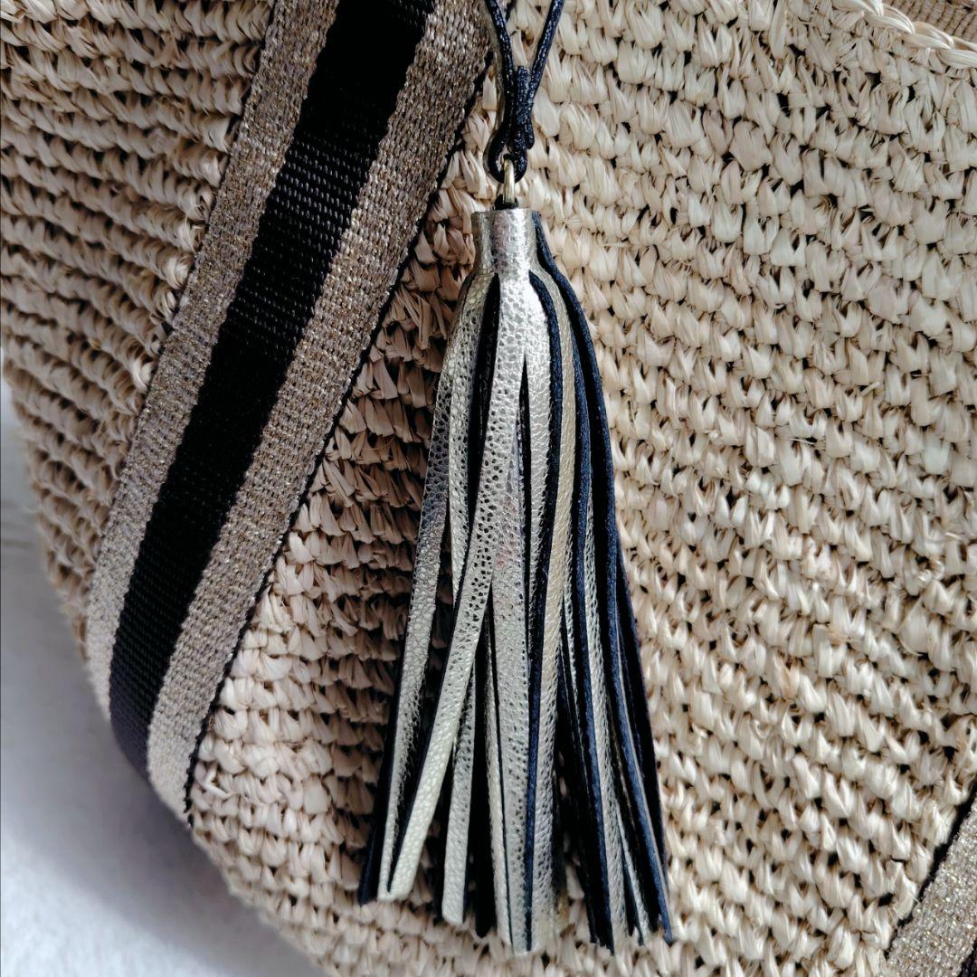 美品　ヴィオラドーロ ラフィアトートバッグ　カゴバッグ　牛革タッセル　保存袋