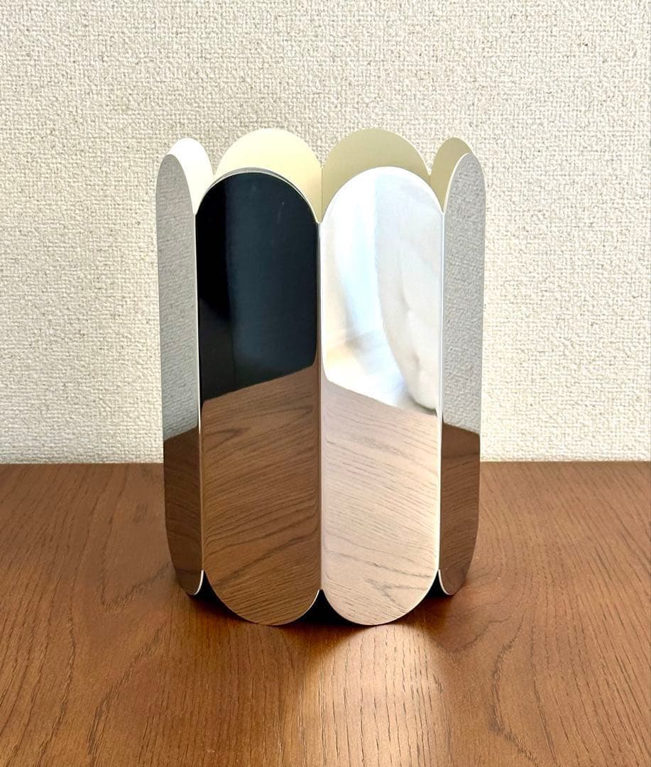 超美品【HAY ヘイ】ARCS VASE ミラー