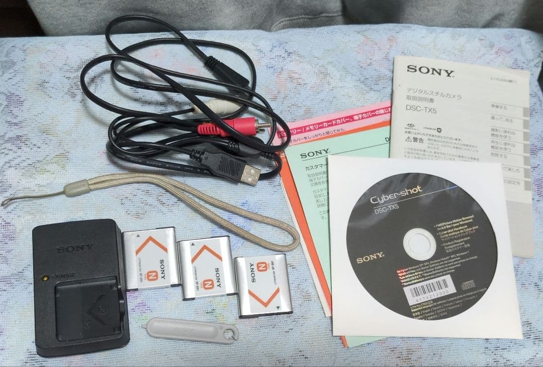 コンパクトデジタルカメラ　SONY Cyber-shot DSC-TX5　中古品