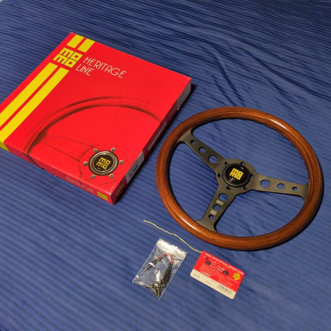 MOMO Heritage Line INDY HL-06 ステアリング 35Φ