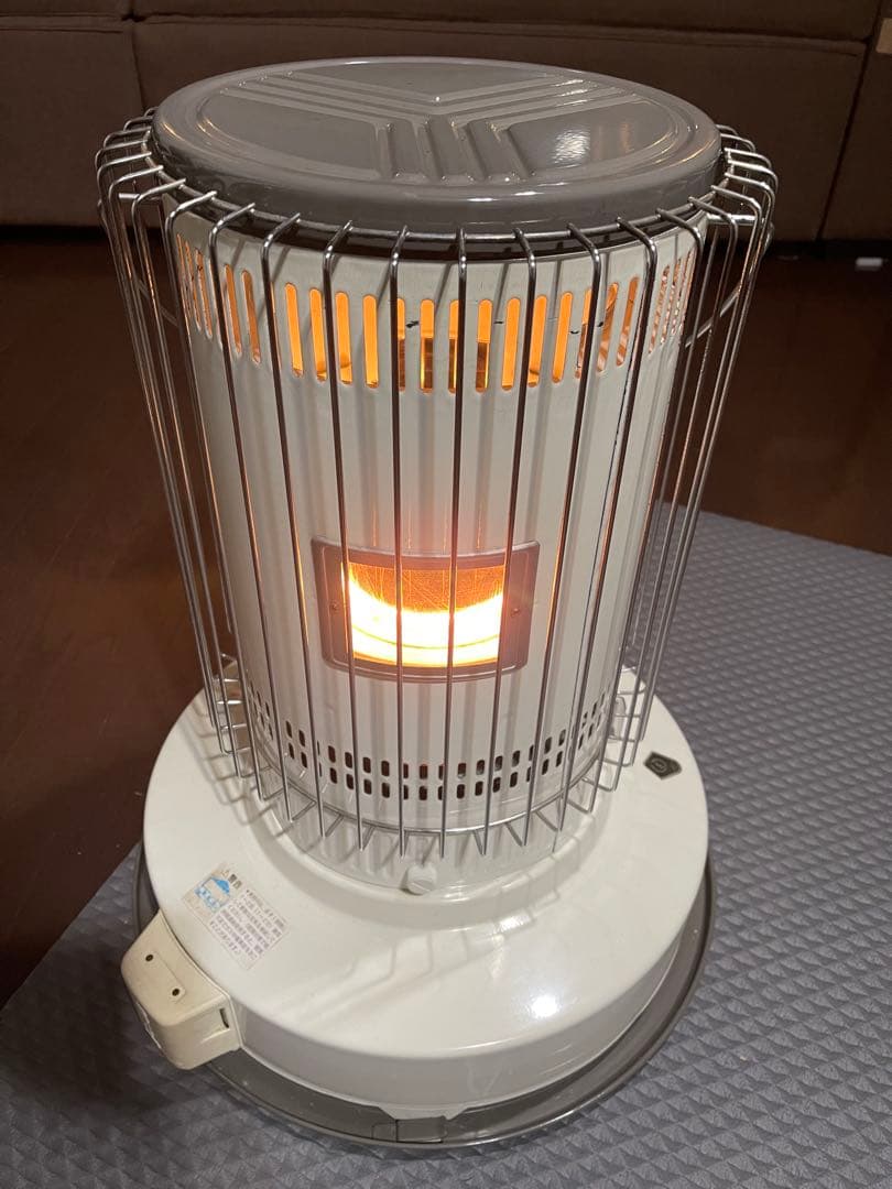 トヨトミ 石油ストーブ　KSA−120B